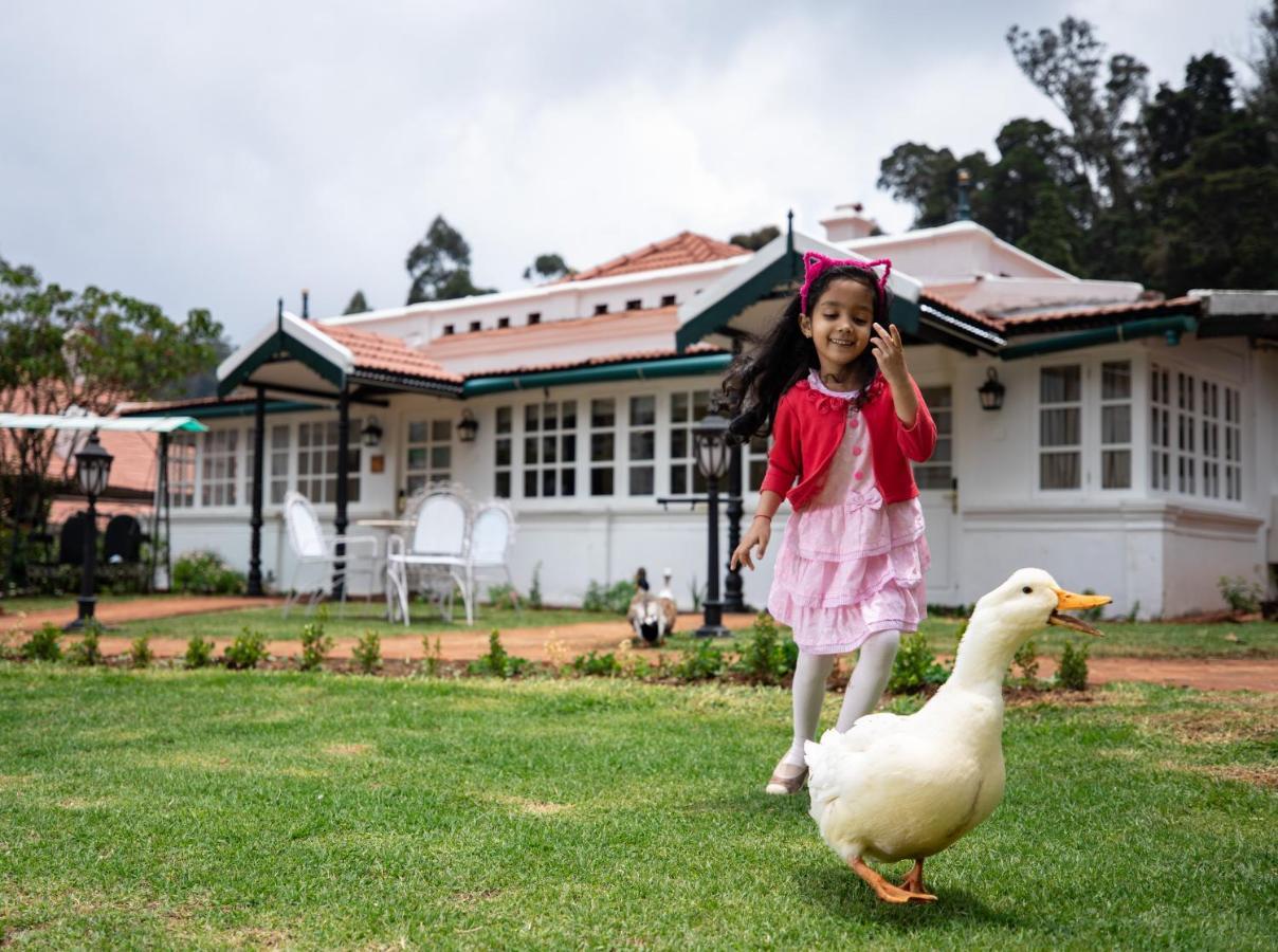 Savoy - Ihcl Seleqtions Hotel Ooty Bagian luar foto